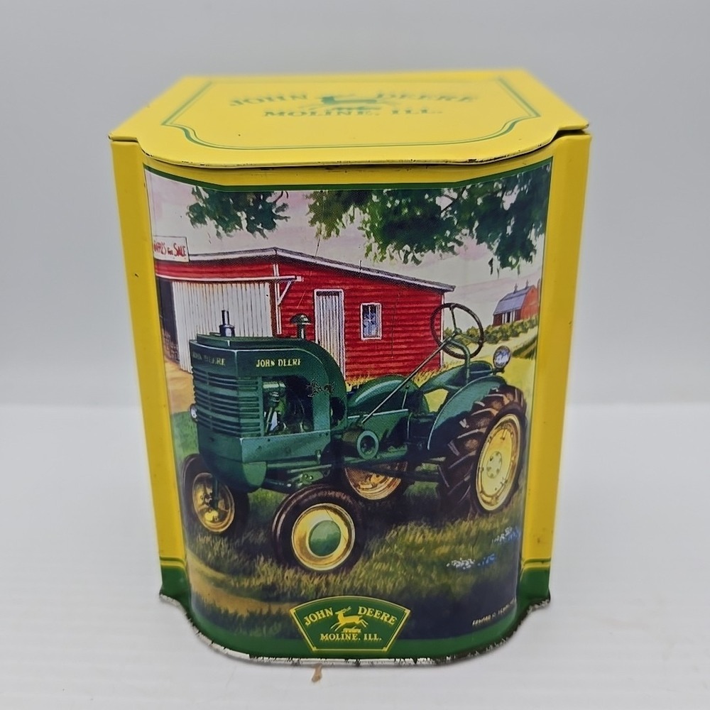 John Deere Storage Tin Green Tractor Sloped Lid 2006 Moline IL